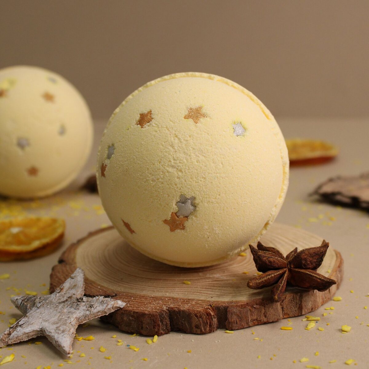 FBB-09 (1) Weihnachts-Badebombe Marzipan – Badebomben | Mona und Meer
